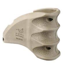FAB Defense Magazine Well Grip for M16/M4/AR15